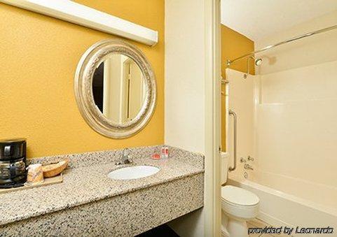 Econo Lodge Bowling Green Exterior foto